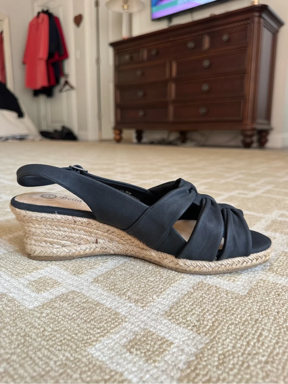 Bella Vita Cheerful Espadrille Wedge Sandals Black Linen Print Size 9.5 W